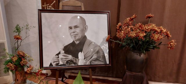 Seremoni Mengenang Satu Tahun Kepergian Master Zen Thich Nhat Hanh
