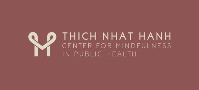 Pusat Mindfulness Thich Nhat Hanh untuk Kesehatan Masyarakat